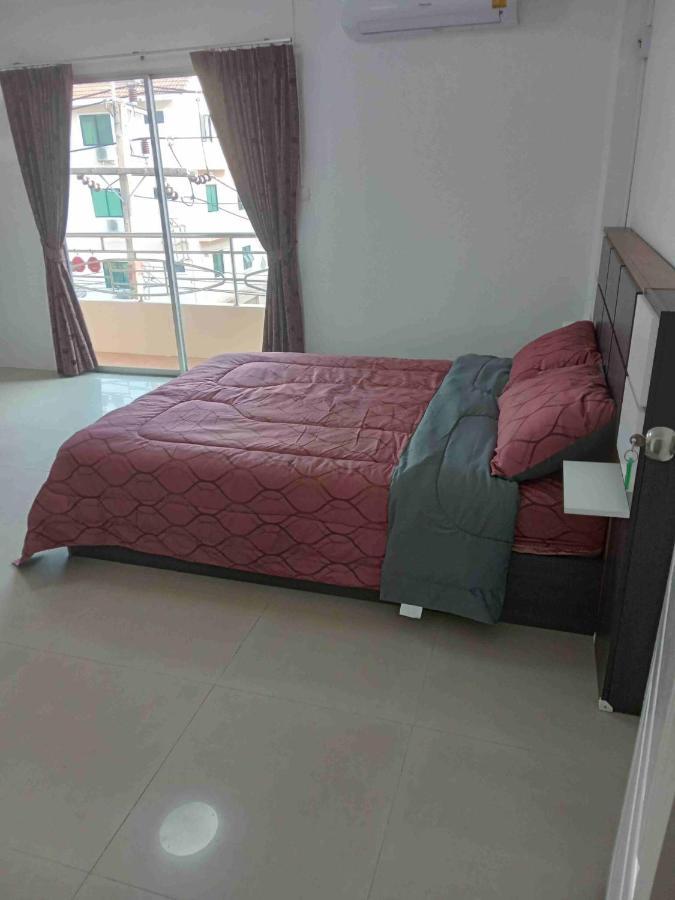 Cafe Nana Hotel Nong Prue Dış mekan fotoğraf