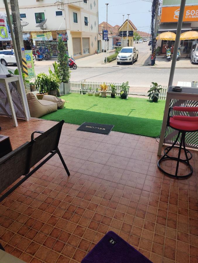 Cafe Nana Hotel Nong Prue Dış mekan fotoğraf
