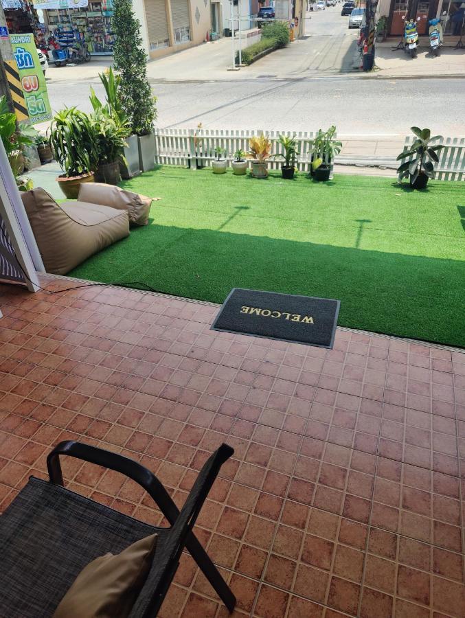 Cafe Nana Hotel Nong Prue Dış mekan fotoğraf