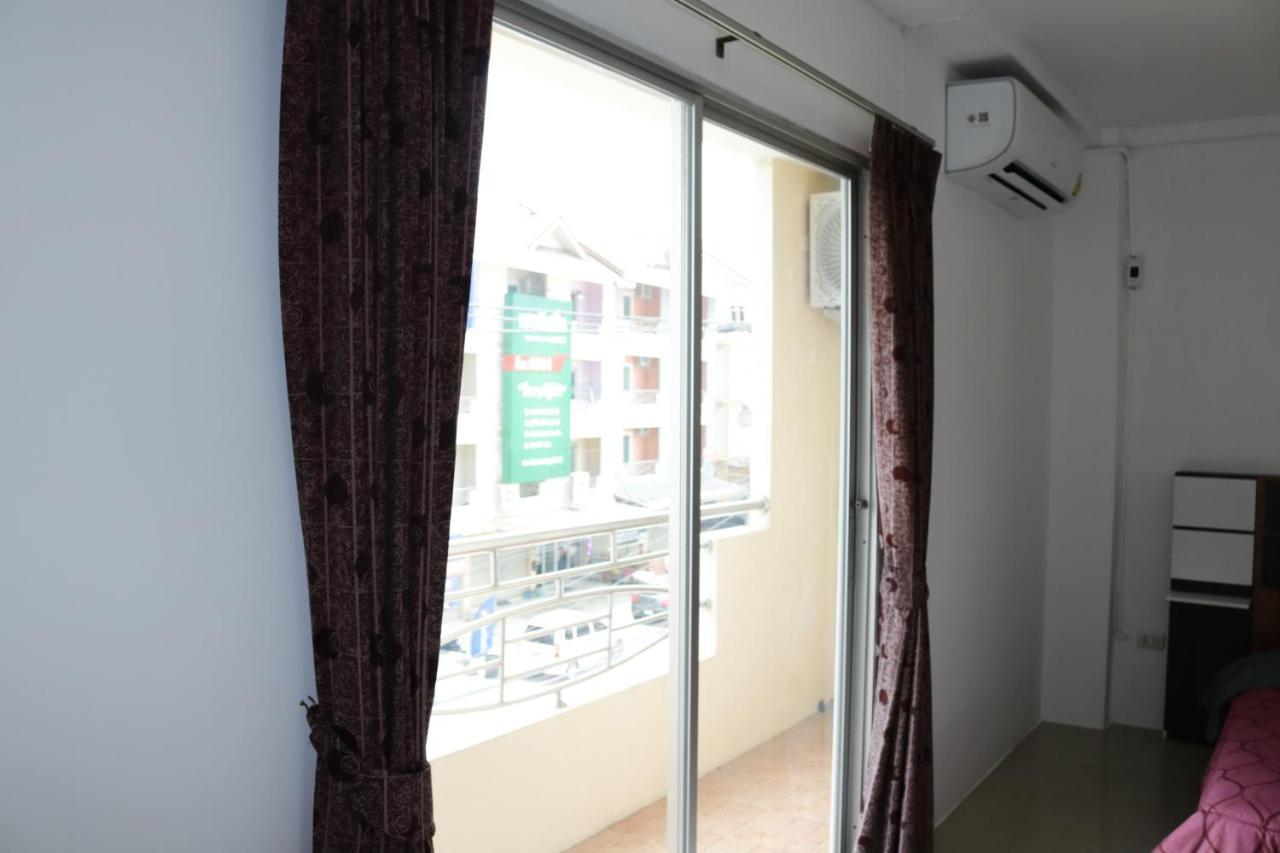 Cafe Nana Hotel Nong Prue Dış mekan fotoğraf