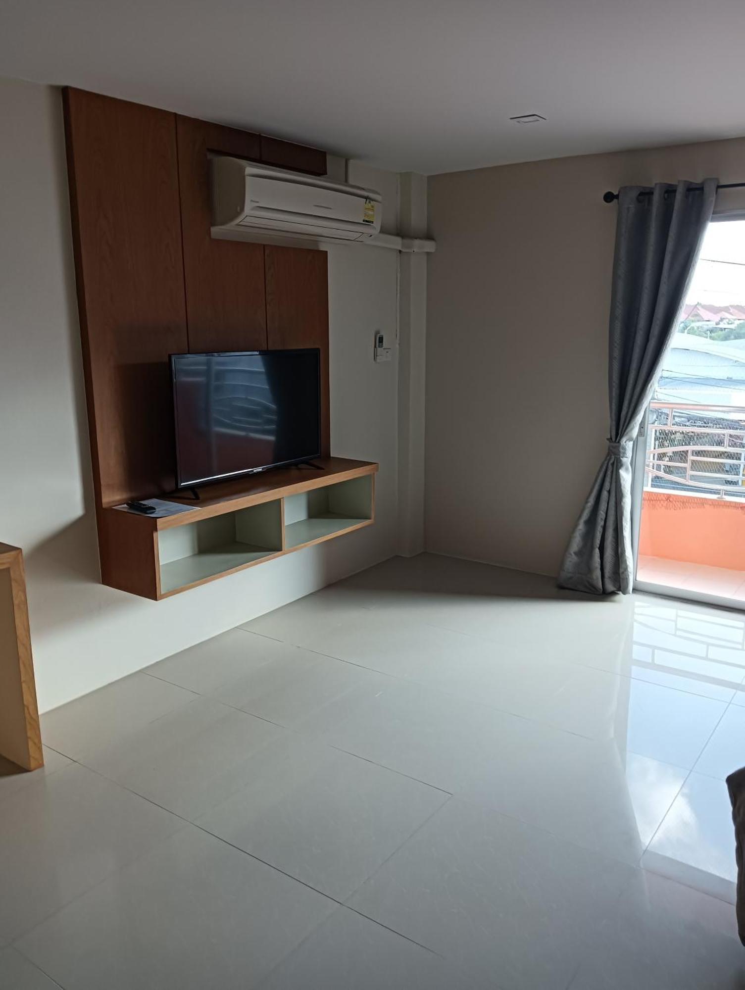 Cafe Nana Hotel Nong Prue Dış mekan fotoğraf